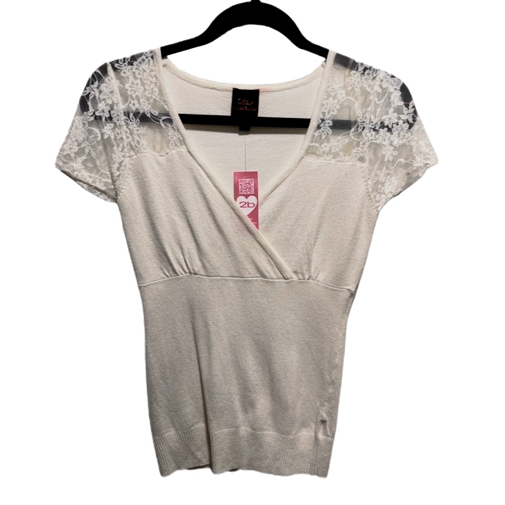 BNWT BEBE White Surplus Lace Inset